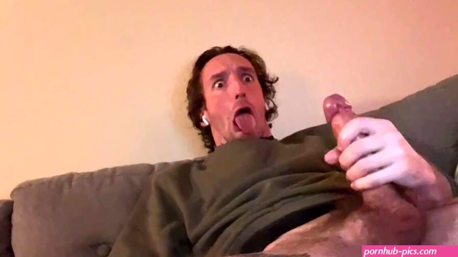 Gooning and Moaning with My Morning Wood