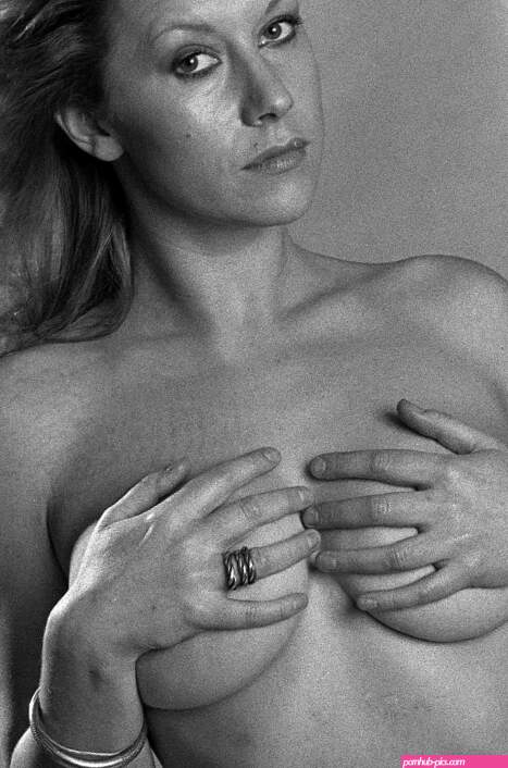 Movie beauty Helen Mirren admits she once hated her body but we say the acting icon has been sexy since the sixties