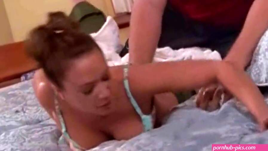 Sexy Leah Remini