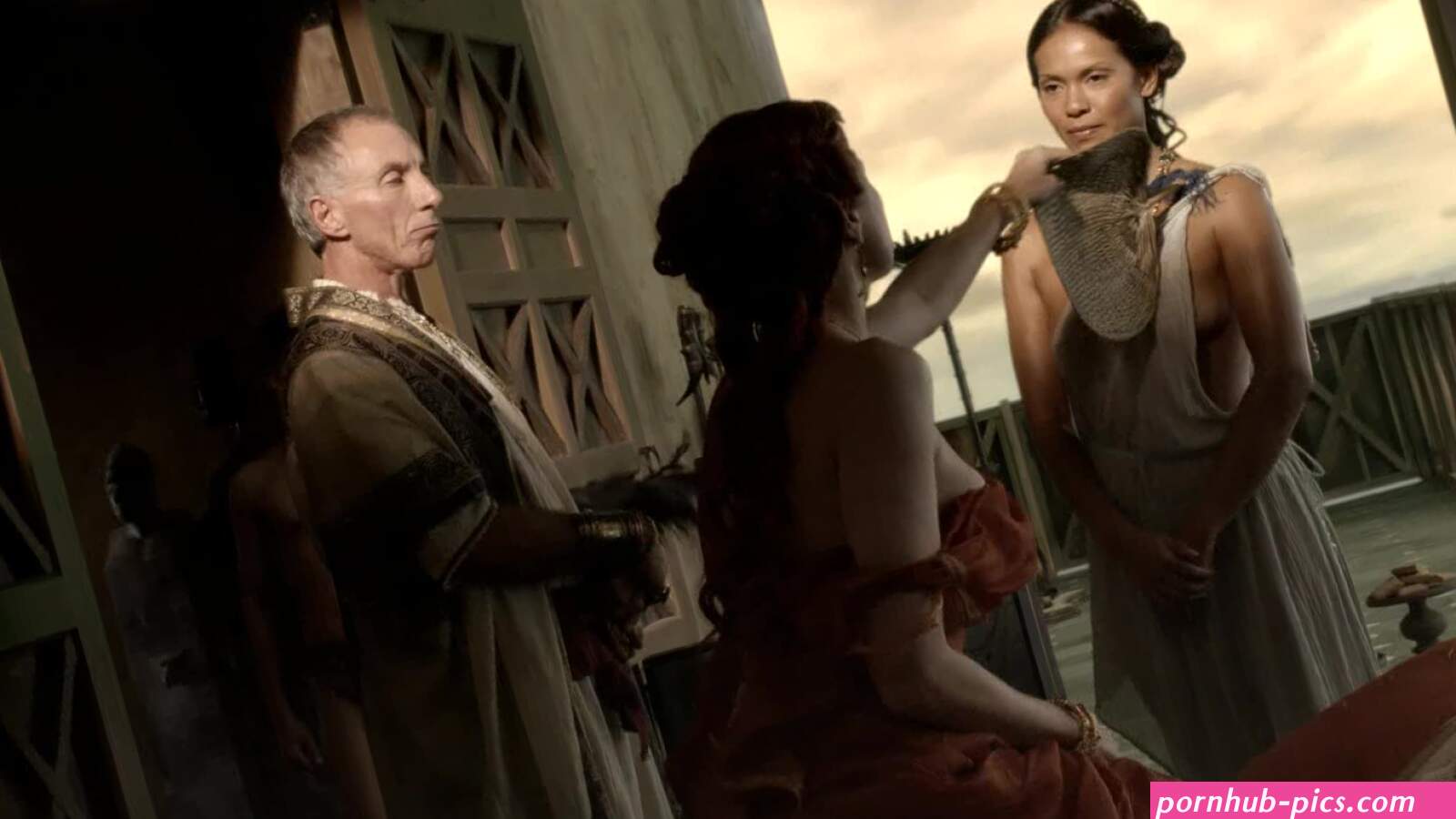 Nude Scenes: Lesley-Ann Brandt plots out in Spartacus