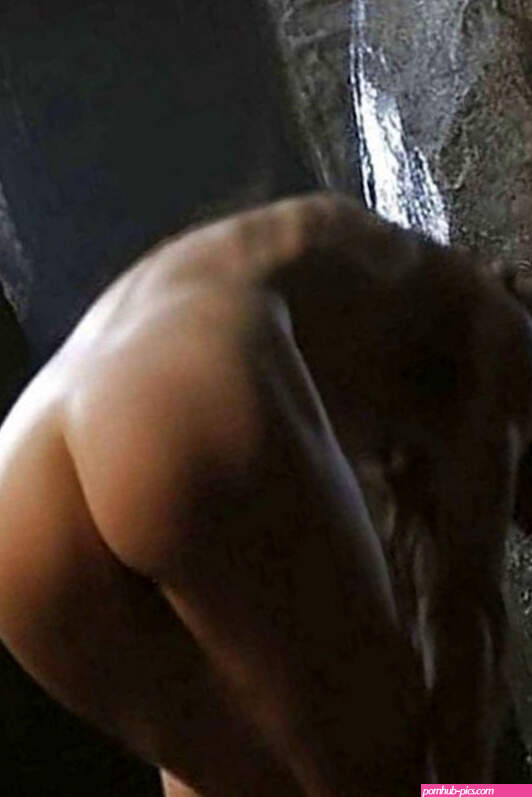 Rose Leslie roselesliegot Nude Leaks Photo 15