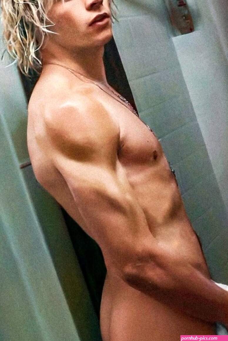 t. X: ross lynch nude ass nsfwtwt celebsnude
