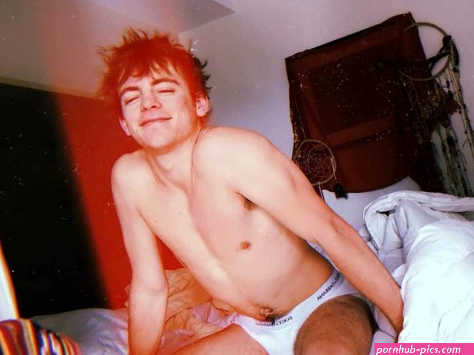Ross Lynchs Shirtless Shots