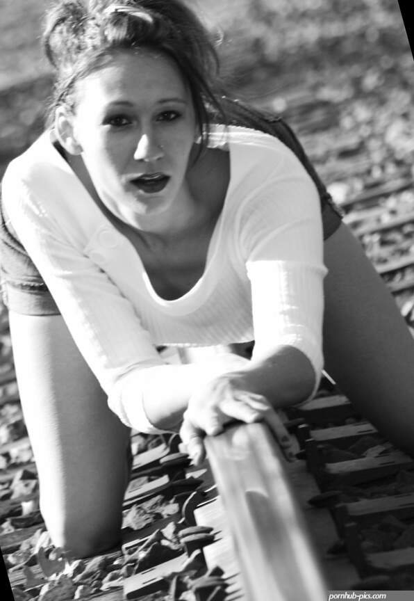 Sex on the train tracks by xXForeverImagesXx on DeviantArt