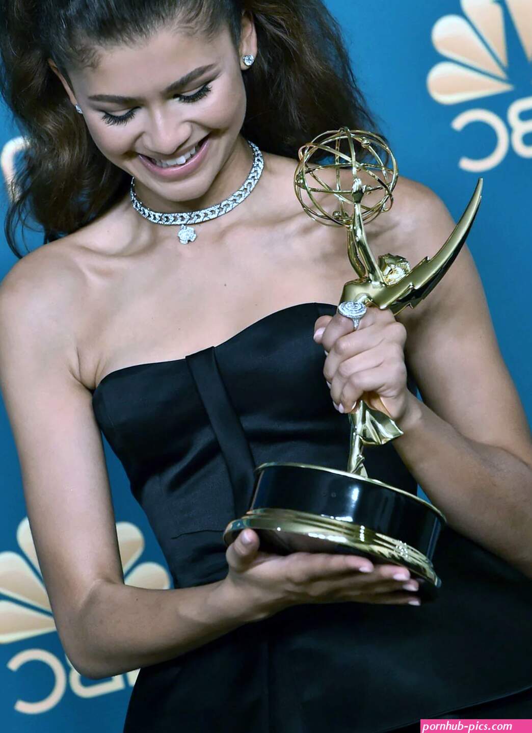 Zendaya Nude Photos Videos