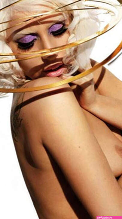 Lady Gaga TOPLESS In V Magazine NSFW PHOTO