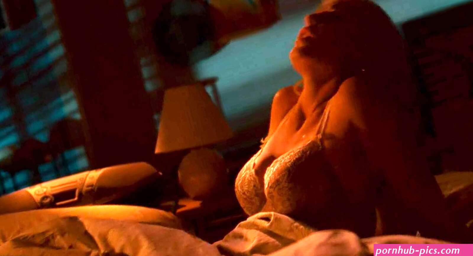 Nude video celebs Actress Leslie Mann