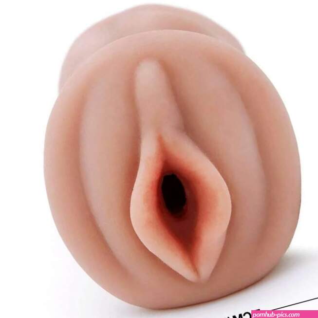 Star Stroker Mia Khalifa Pussy Stroker