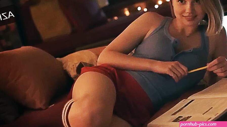 ANGOURIE RICE Nude