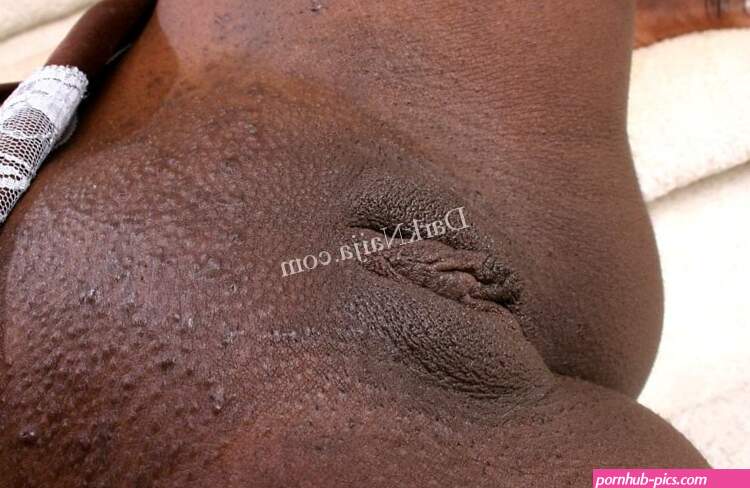 PHOTOS: Kenya Sugar Mommy With Chocolate Pussy