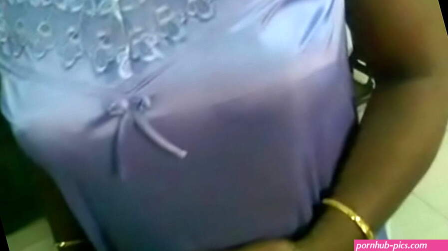 Mallu aunty changing dress and playing with dick