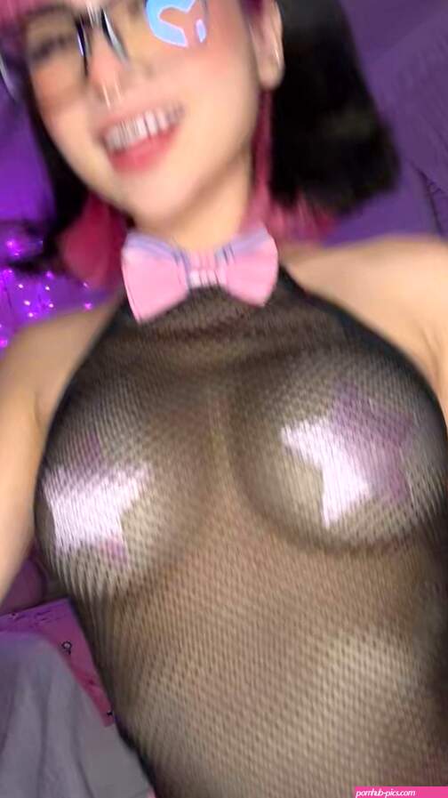 cxshbunnys video Tweet