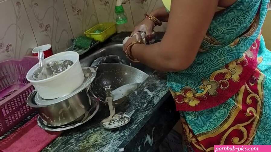 Indian maid hard fucking in kitchen