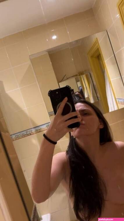 Dafne Keen dafnefeetworld Nude Leaks OnlyFans
