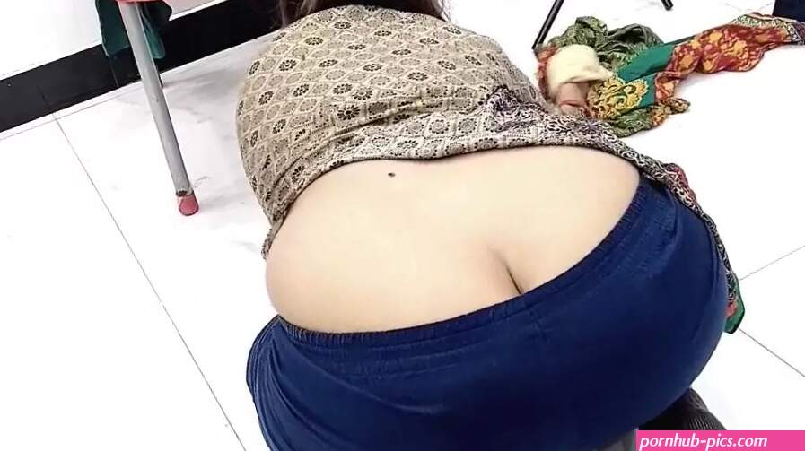 Desi Maid Big Boobs Milking Anal Sex By Sugar Daddy watch online