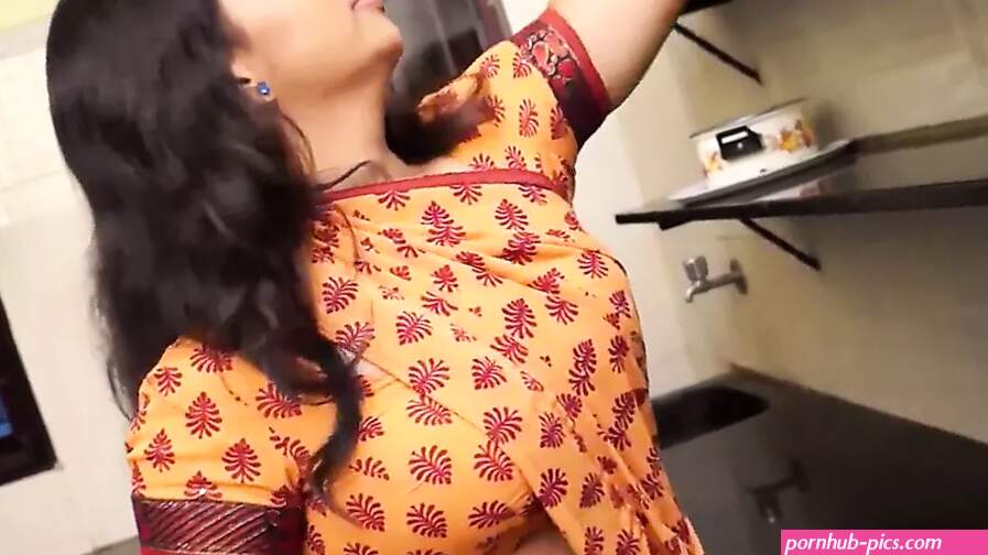 Free Busty Aunty Porn Videos