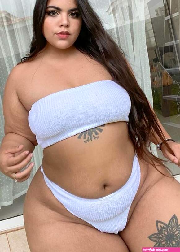 Gracie Bon