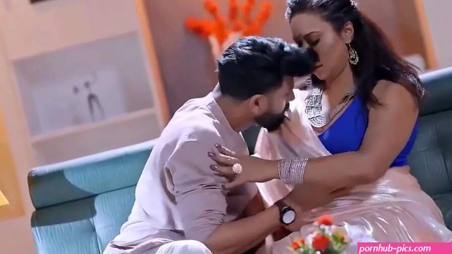 Kamalika Chanda Fucking Her Husband on Table and Sof...