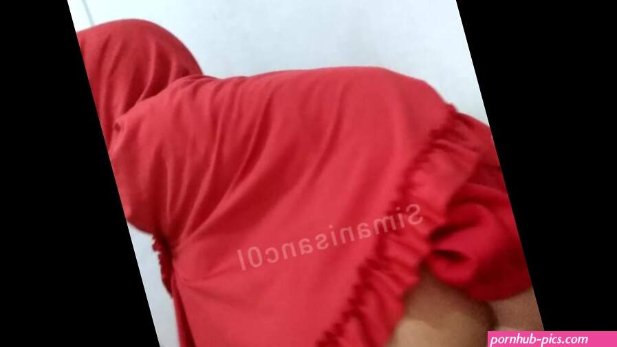 Pov video call with hijabi Malaysian video call bersama wanita perawan hijab part 1