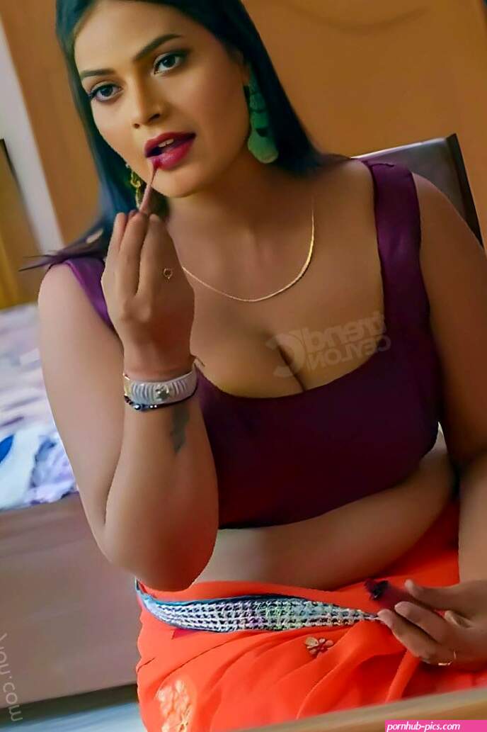 Sizzling Malvika Tomar In Buddha Pyaar A Photographic Journey My Xxx 155652