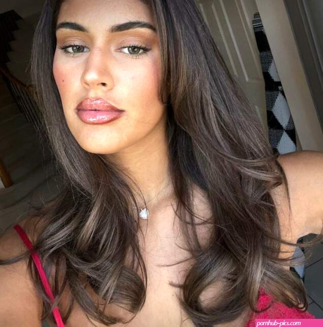 Fan Crush: Mia Bailey