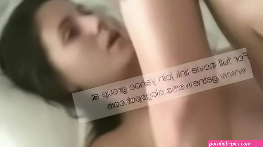 Todays No 1 Indian Actress cant write her name in MMS SEX SCANDAL