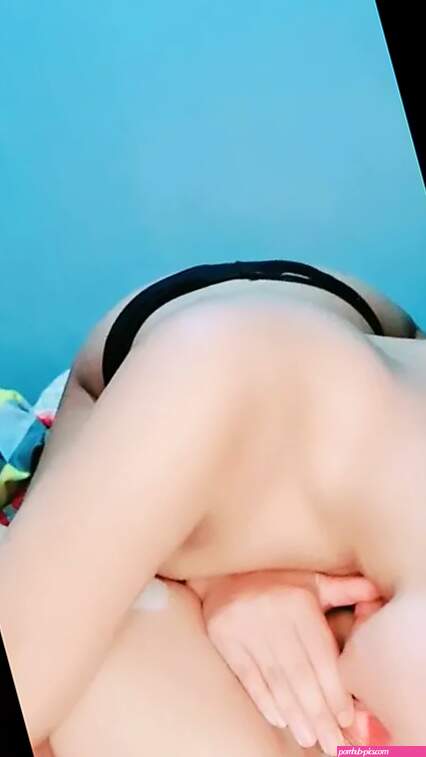 Gadis Indonesia bugil terlanjang live anak smp
