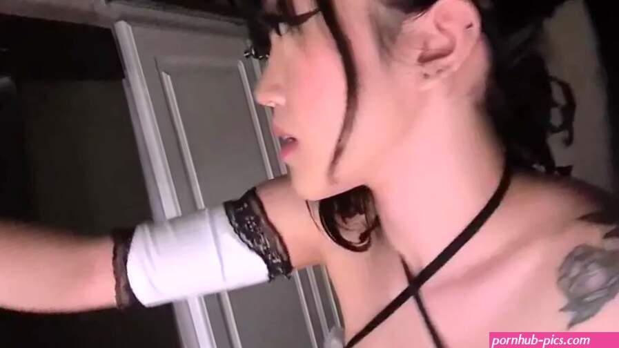 Mvngokitty Asian Slut Shows Off And Fucks a Dildo After Teasing Pussy With It Onlyfans Video