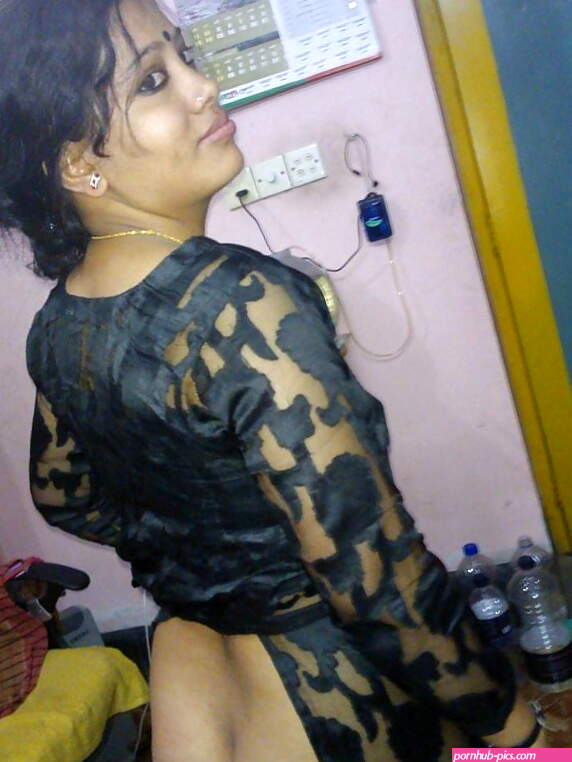 Bengali aunty show nude 2 Porn Pictures XXX Photos Sex Images 3821376