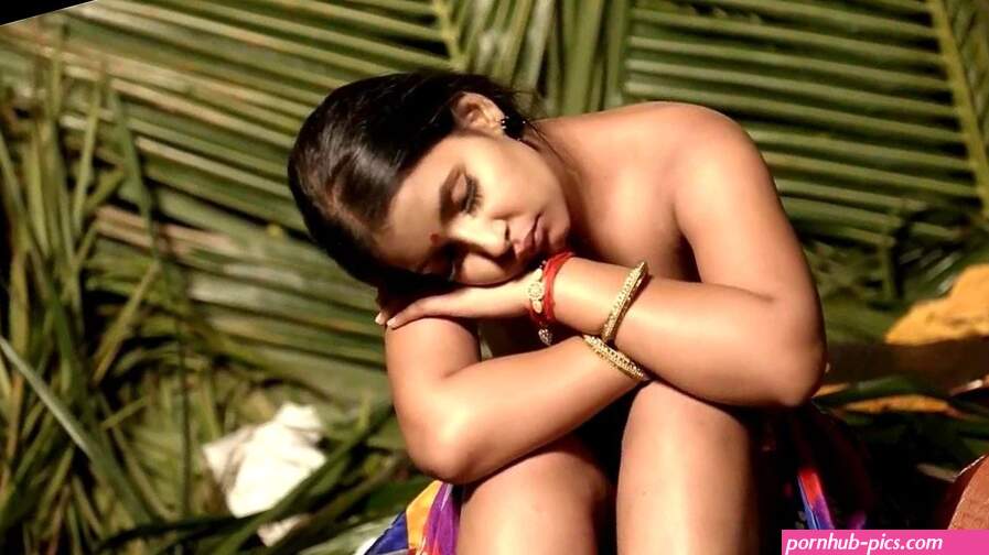 Watch Desi busty