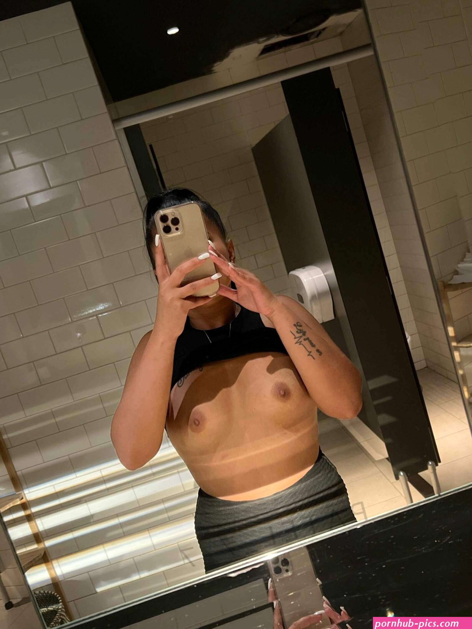 Hot Nepali Model Ritikas Leaked Nude Photos