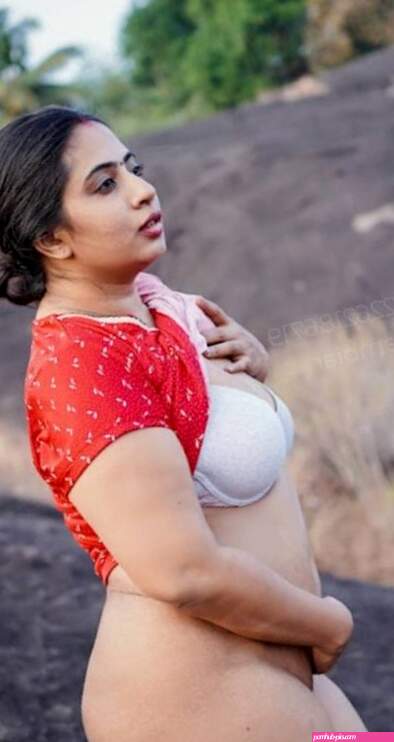 Nila Nambiar Smera1695 nilanambiar Nude Leaks OnlyFans