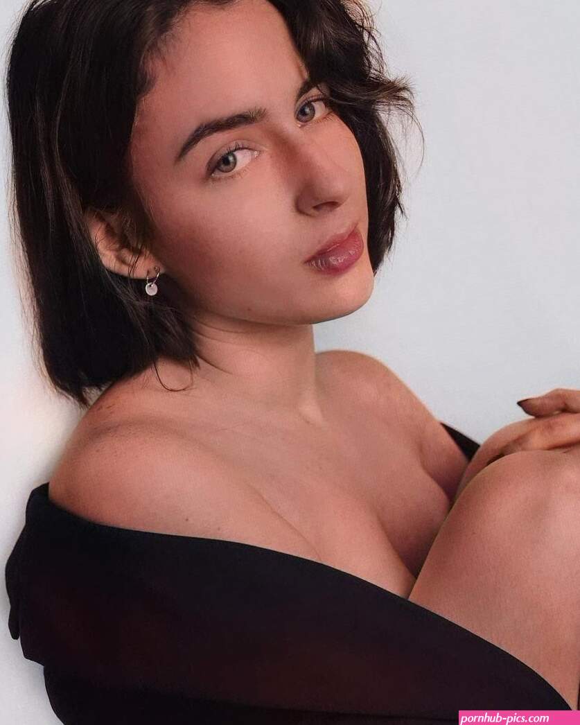 Zarahchan Nude Patreon Leaks