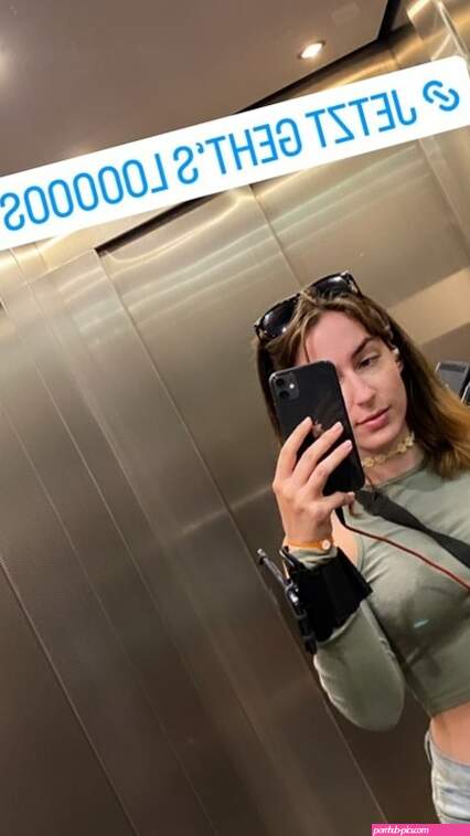 Zarahchan zarahchan Nude Leaks Patreon