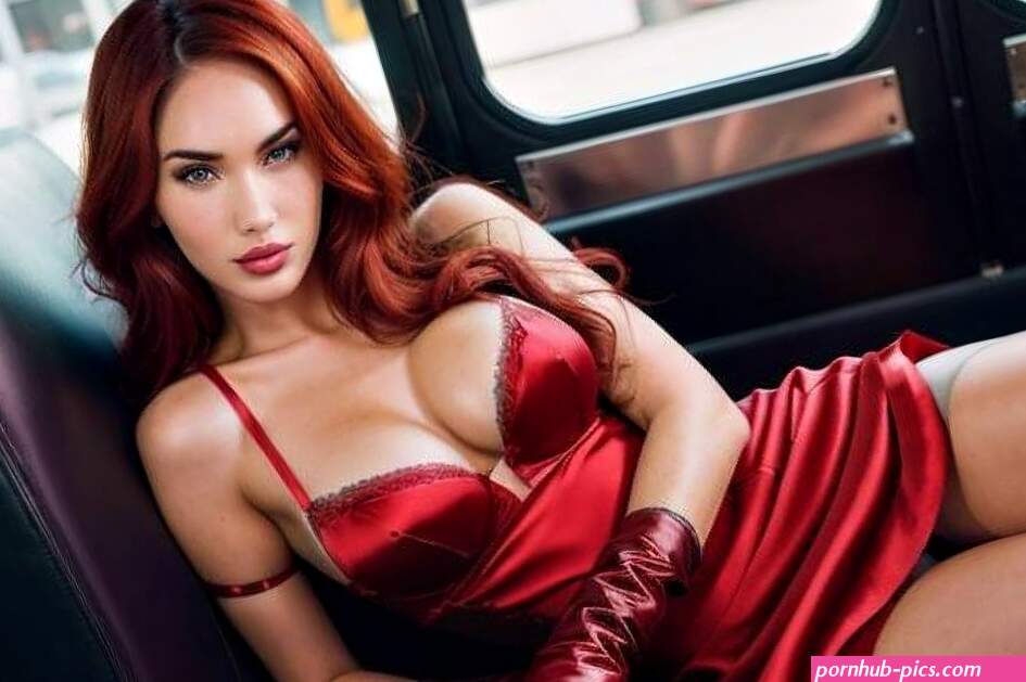 AI Generated: Megan Fox Porn Comic english 32