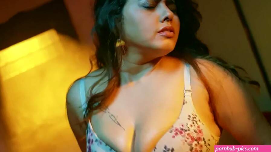 ullu hot video Free Porn Video