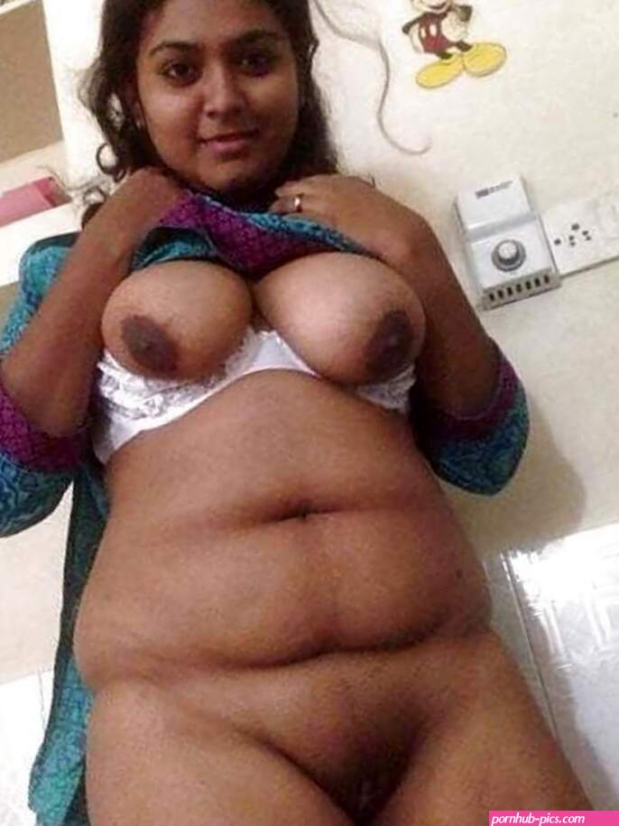 Tamil Aunty Nude Pic