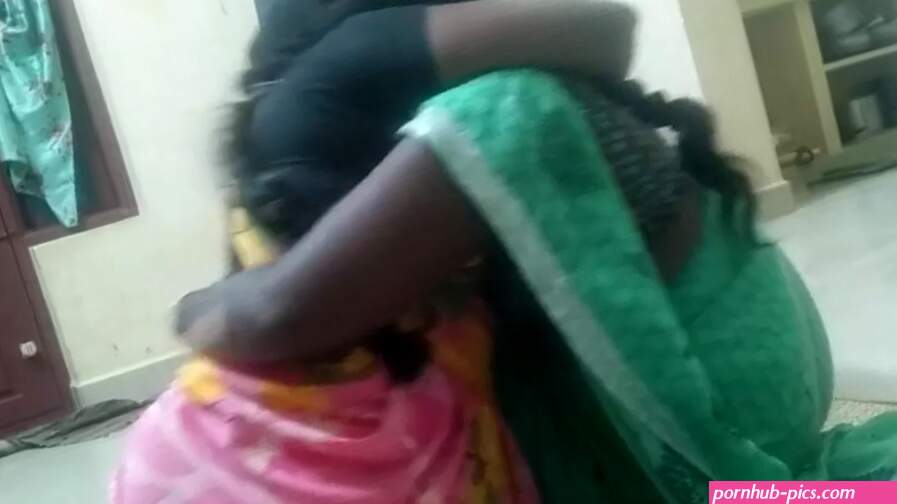 Indian aunty lesbian house wifes watch online