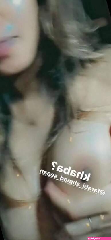 Sexy Indian Girls Leaked Topless Selfies