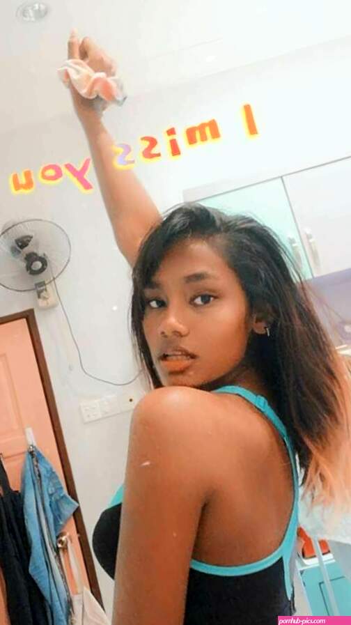 Indian OnlyFans Model Tashpie Nude Photos Album