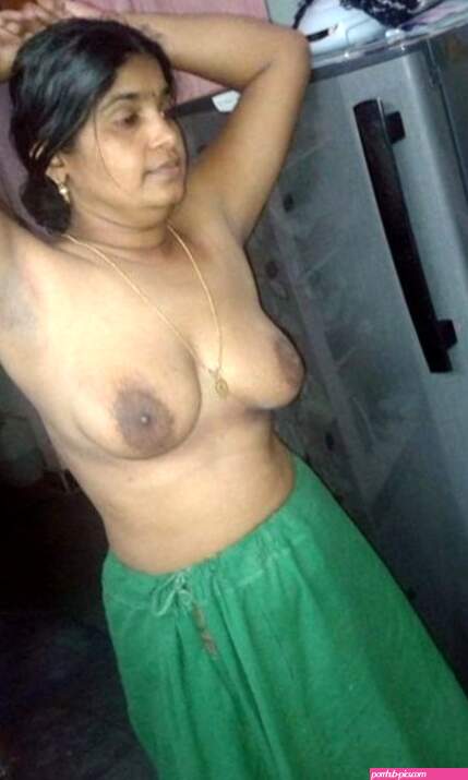 Photo gallery of Indian village sluts exposing nude body