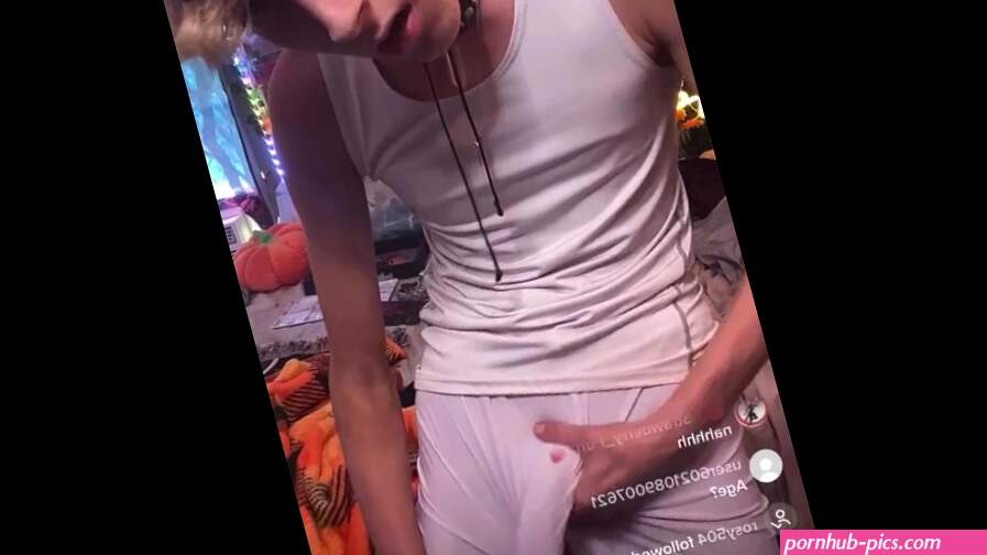 Cumming on Tiktok LIVE TIKTOK LIVE CUMMING jerkin on Tiktok live showing cock on Tiktok live bulge