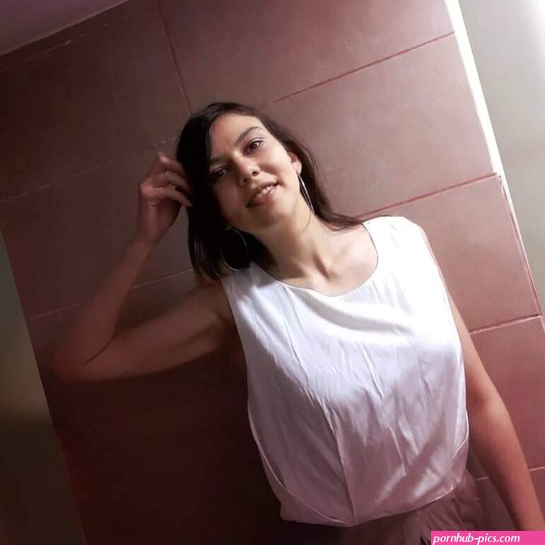 Explore Yamadas Captivating OnlyFans Profile