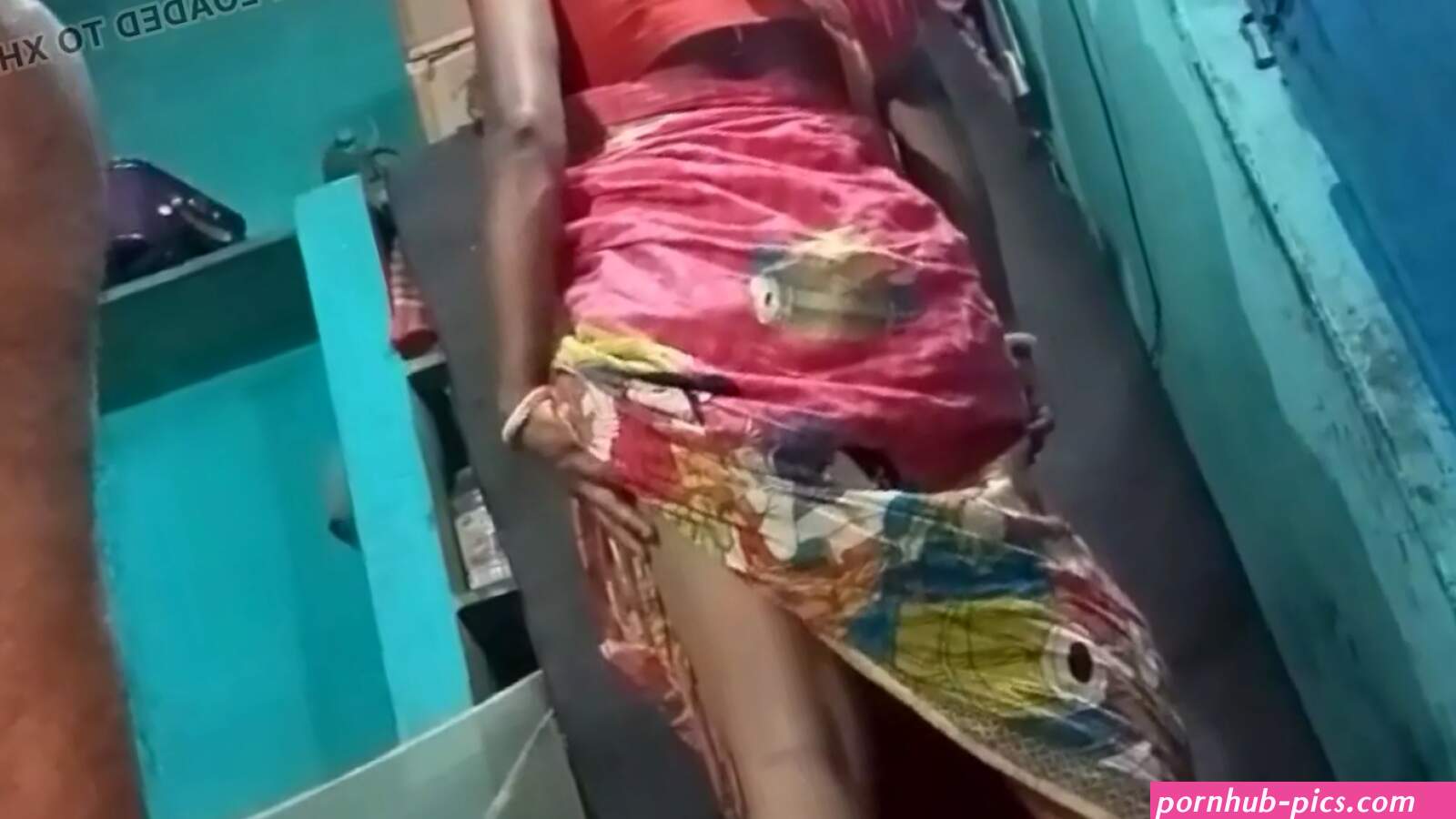 Desi indian big ass bhabhi stand fuck