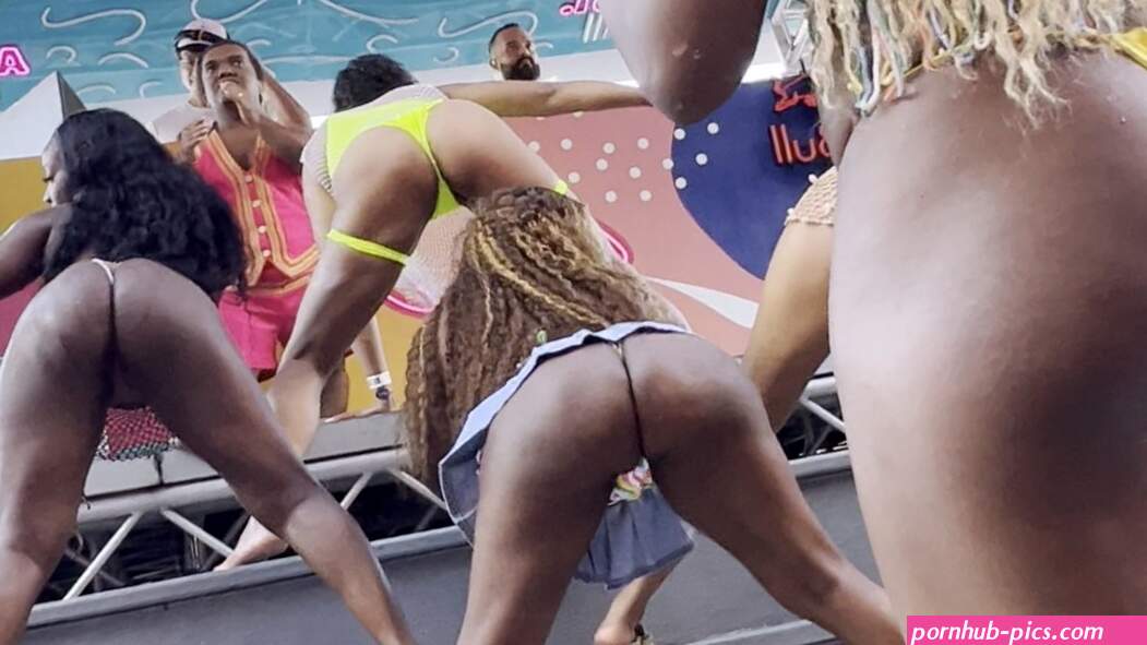 COCO BONGO