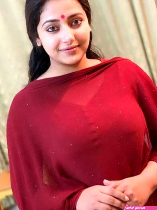 Mallu Actress boobs beauty Anu Sithara sexy hot photo gallery
