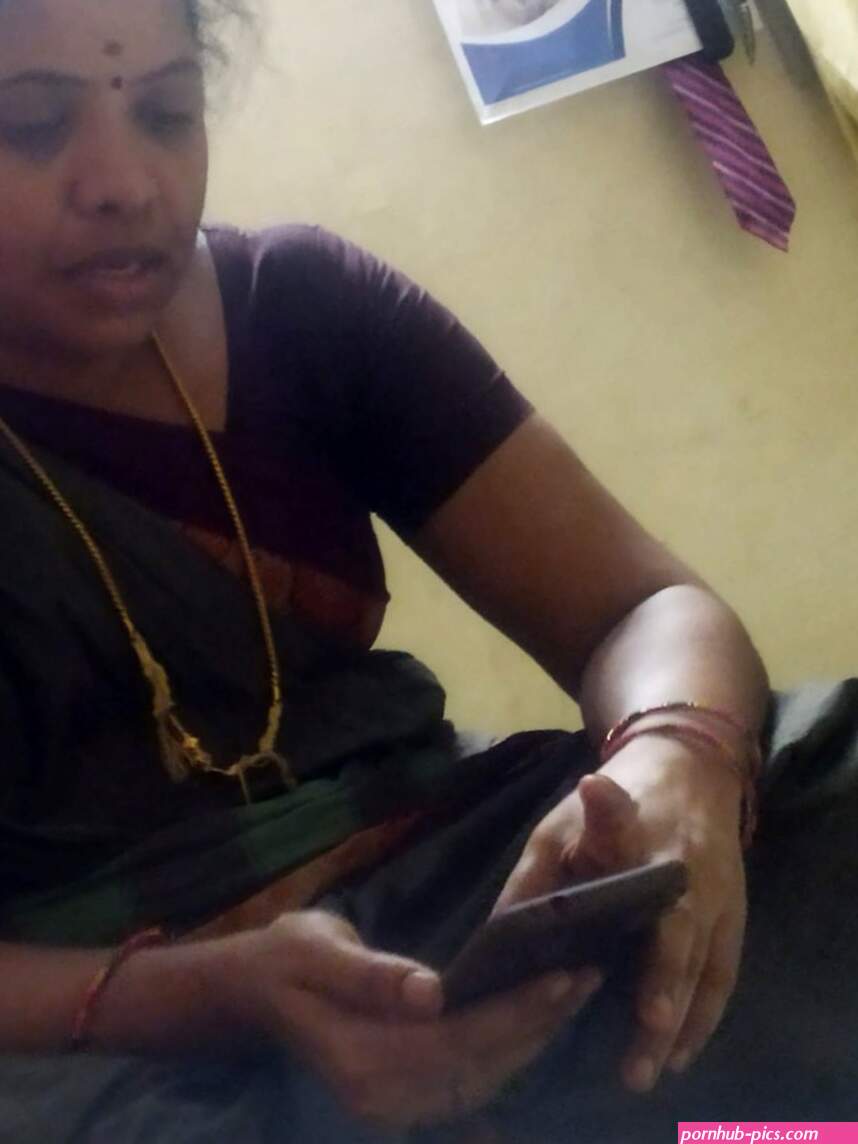 Tamil Mami