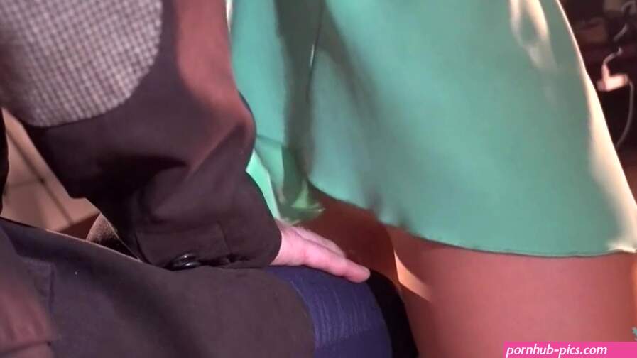 Hairdresser part 4. Jeny Smith with seamless tights teasing a guy. He touched her pussy