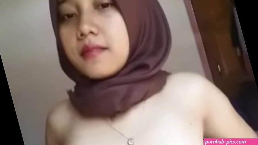 Indonesian Malay Horny 01