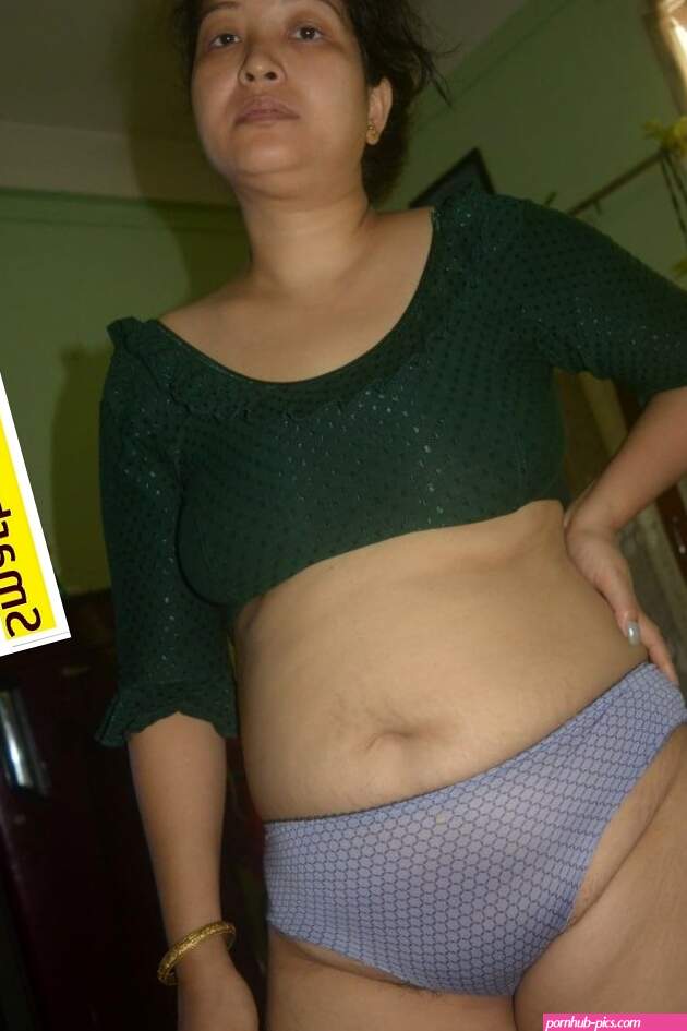 PadmajaDesi Mallu Aunty X: Whatsapp ya Facebook ? More Visit-